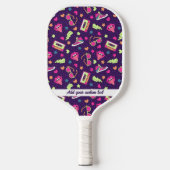 Cool Retro 80s Paarse roze Patroon Aangepaste teks Pickleball Paddle (Voorkant)