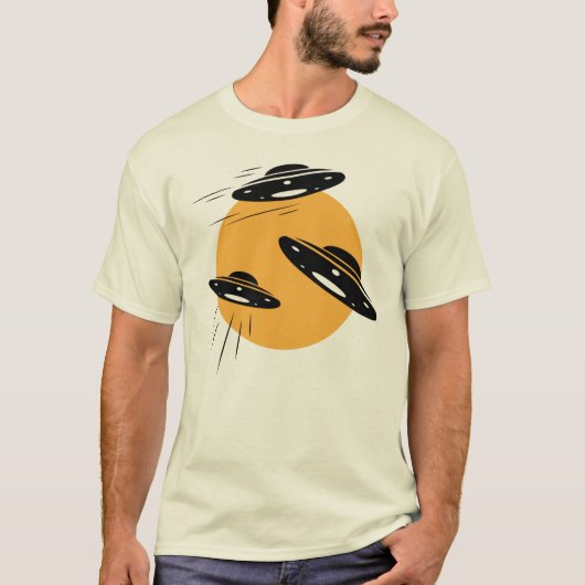 Cool Retro UFO-invasie T-shirt (Voorkant)