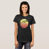 Cool Retro Vault Athlete Vaulter Pole Jumper Premi T-shirt (Voorkant volledig)