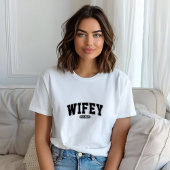 Cool Retro Wifey 2025 Print Vrouw T-shirt
