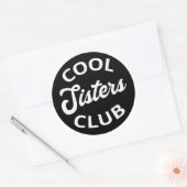 Cool Sisters Club I Ronde Sticker (Envelop)