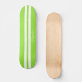 Cool Skater Green White Racing Stripes Monogramed Persoonlijk Skateboard (Voorkant)