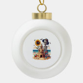 Cool Skeleton op het strand Keramische Bal Ornament (Voorkant)