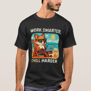 Cool Smart Fox op het strand met laptop T-shirt