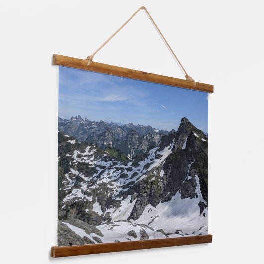 Cool Snow Mountains Hangend Wandkleed (Gebogen)