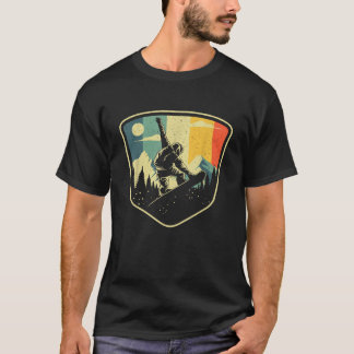 Cool Snowboarding Design For Men Women Vintage Sno T-shirt