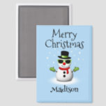 Cool Snowman Merry Christmas Winter Aangepaste naa Magneet<br><div class="desc">Cool Snowman Merry Christmas Winter Custom naam magneet. Pas het geschenk van schattig uniek kind aan. Illustratie van een koele sneeuwman met groene zonnebril en handschoenen,  rode sjaal en zwarte hoed op lichtblauw.</div>