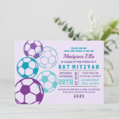 COOL SOCCER Aqua Paarse Bat Mitswa Uitnodiging (Staand voorkant)