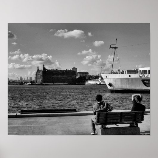 Cool, stadfoto van de levensstijl in Istanbul Poster (Voorkant)