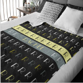 Cool Striped Replicated Monogram op zwart Fleece Deken