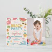 Cool Summer Beach Verjaardag Uitnodiging & Decor (Staand voorkant)