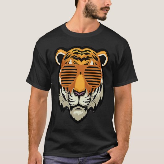 Cool Sunglasses Bengal Tiger Black and Orange T-shirt (Voorkant)