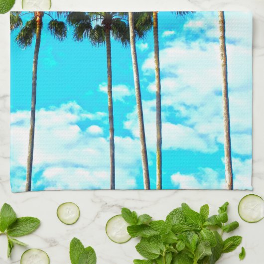 Cool Tropical Palm Trees Blue Sky Theedoek (Gevouwen)