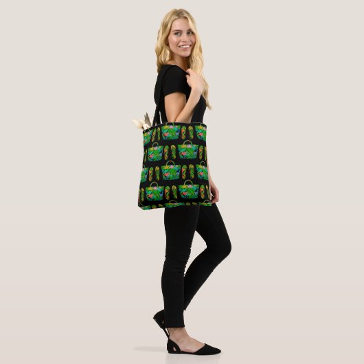 Cool Tropical Summer Accessoire Pattern Black Tote Bag (Op model)