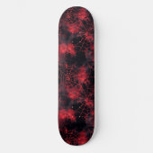 Cool Zwart en Rood Spin Web Design Skateboard (Voorkant)