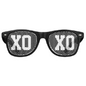 Cool Zwart XOXO Knuffels en Kusjes Retro Zonnebril (Voorkant)
