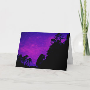 coole boomsilhouetten op paarse lucht Verjaardagsk Kaart