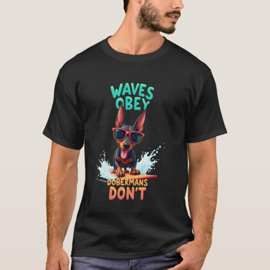 Coole Dobermann Pinscher Surfhond T-shirt (Voorkant)