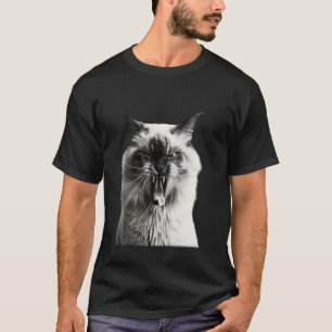 Coole kat steekt tong uit in speelse ongehoorzaamh t-shirt
