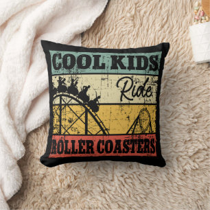 Coole kinderen rijden in achtbanen Funny Coaster T Kussen