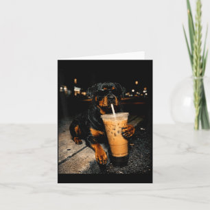 Coole Rottweiler drinkt ijskoffie Grappige hondenk Kaart