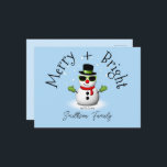 Coole Sneeuwman Prettig Fel Kerstmis Custom Famili Briefkaart<br><div class="desc">Coole Sneeuwman Prettig Kerstmis Winter Aangepaste naam Vakantie Ansichtkaart. Personaliseer een leuke unieke Kerstkaart. Illustratie van een coole sneeuwman met groene zonnebril en handschoenen,  rode sjaal en zwarte hoed op lichtblauw.</div>