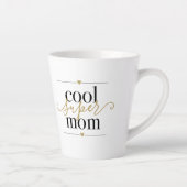 Coole Super Moeder Moderne Elegante Zwarte en Goud Latte Mok (Rechts)