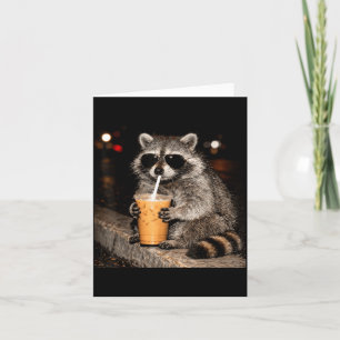 Coole wasbeer drinkt ijskoude koffie grappige meme kaart