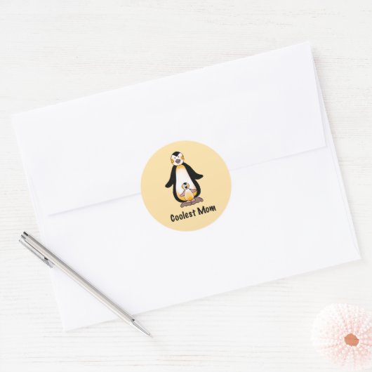 Coolest Mom Penguin Family Design Ronde Sticker (Envelop)