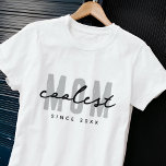 Coolste mam sinds 20XX moderne eenvoudige preppy T-shirt<br><div class="desc">Dit eenvoudige en moderne ontwerp bestaat uit san serif typografie.</div>