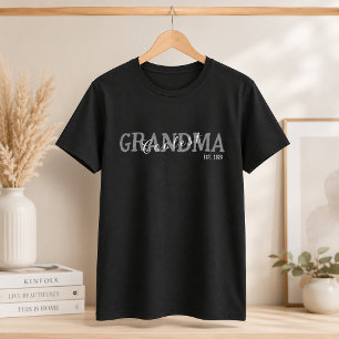 Coolste oma est. aangepast jaar wit script t-shirt
