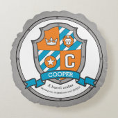 Cooper letter C: heraldry shield Rond Kussen (Voorkant)