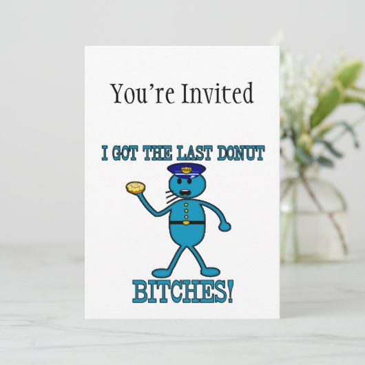 Cop heeft laatste donut kaart (Staand voorkant)