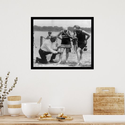 Cop Measuring Swimsuit Length 1922 Poster (Keuken)