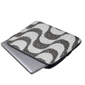 Copacabana Sidewalk Brazilian pattern Laptop Sleeve (Voorkant onderkant)
