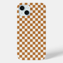 Copper and eggshell checkerboard pattern iPhone 15 mini hoesje