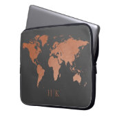 Copper Grey Professional Wereldkaart Monogramed Laptop Sleeve (Voorkant Links)