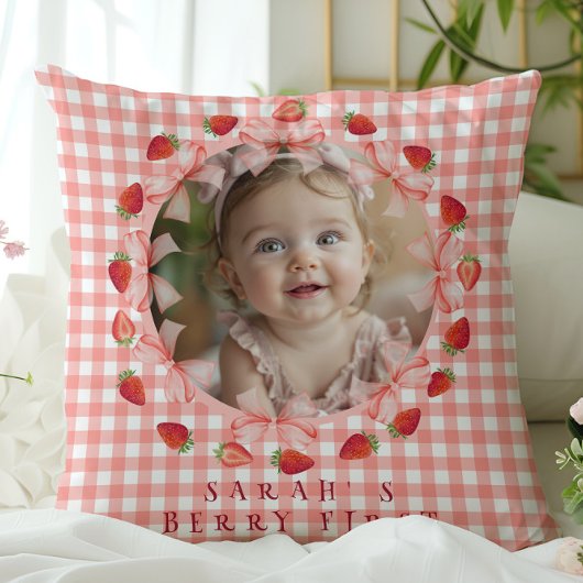 Coquette Berry First Birthday Red Gingham Photo  Kussen