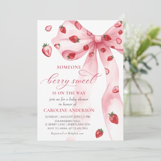 Coquette Bow Aardbei Baby shower Uitnodiging (Staand voorkant)