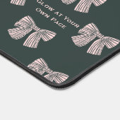 Coquette Bow Black & Pink Glow in uw eigen tempo Bureaumat (Hoek)