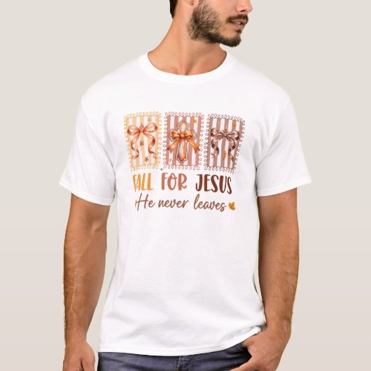 Coquette Bow Cross Herfst voor Jezus die hij nooit T-shirt (Voorkant)