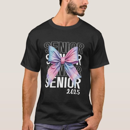 Coquette Bow Senior 2025 Klasse van 2025 Afstudere T-shirt (Voorkant)