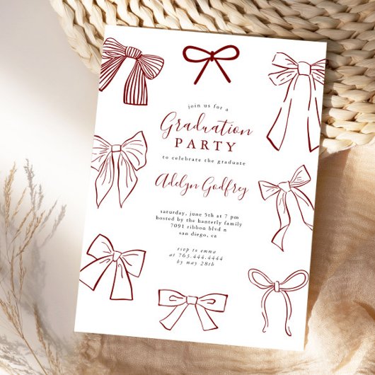 Coquette Bows Maroon Graduation Party Uitnodiging