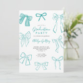 Coquette Bows Turquoise Afstudeerfeest Uitnodiging (Staand voorkant)