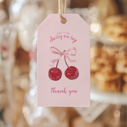 Coquette Cherry op Top Baby shower Cadeaulabel