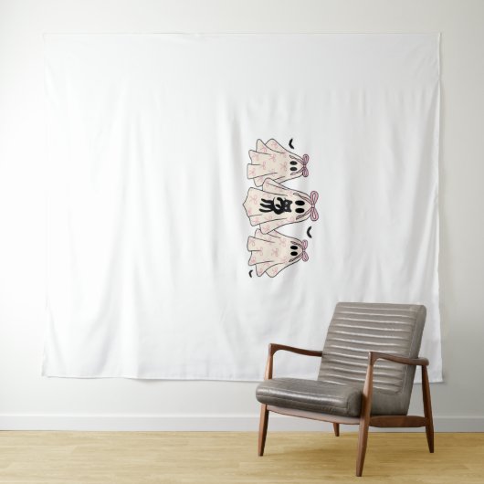 Coquette geesten met een zwarte kat Classic T-Shir Wandkleed (In Situ (horizontaal))