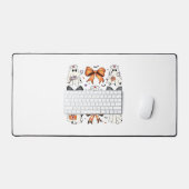 Coquette Halloween Ghost Nurse Classic T-shirt Bureaumat (Keyboard & Muis)