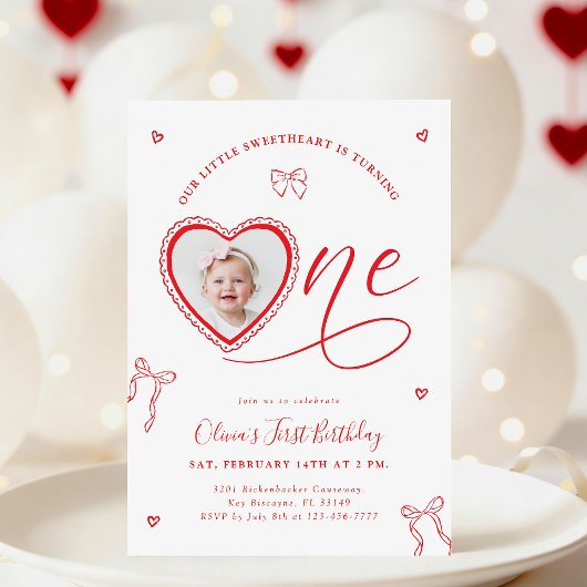 Coquette Heart First Birthday Invitation Kaart