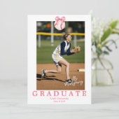 Coquette-honkbalboog afstudeeraankondiging kaart (Staand voorkant)