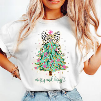 Coquette kerstboom roze vrolijk en helder t-shirt